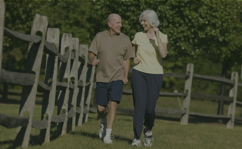 Vinte minutos de exercício já trazem benefícios para idoso, diz estudo